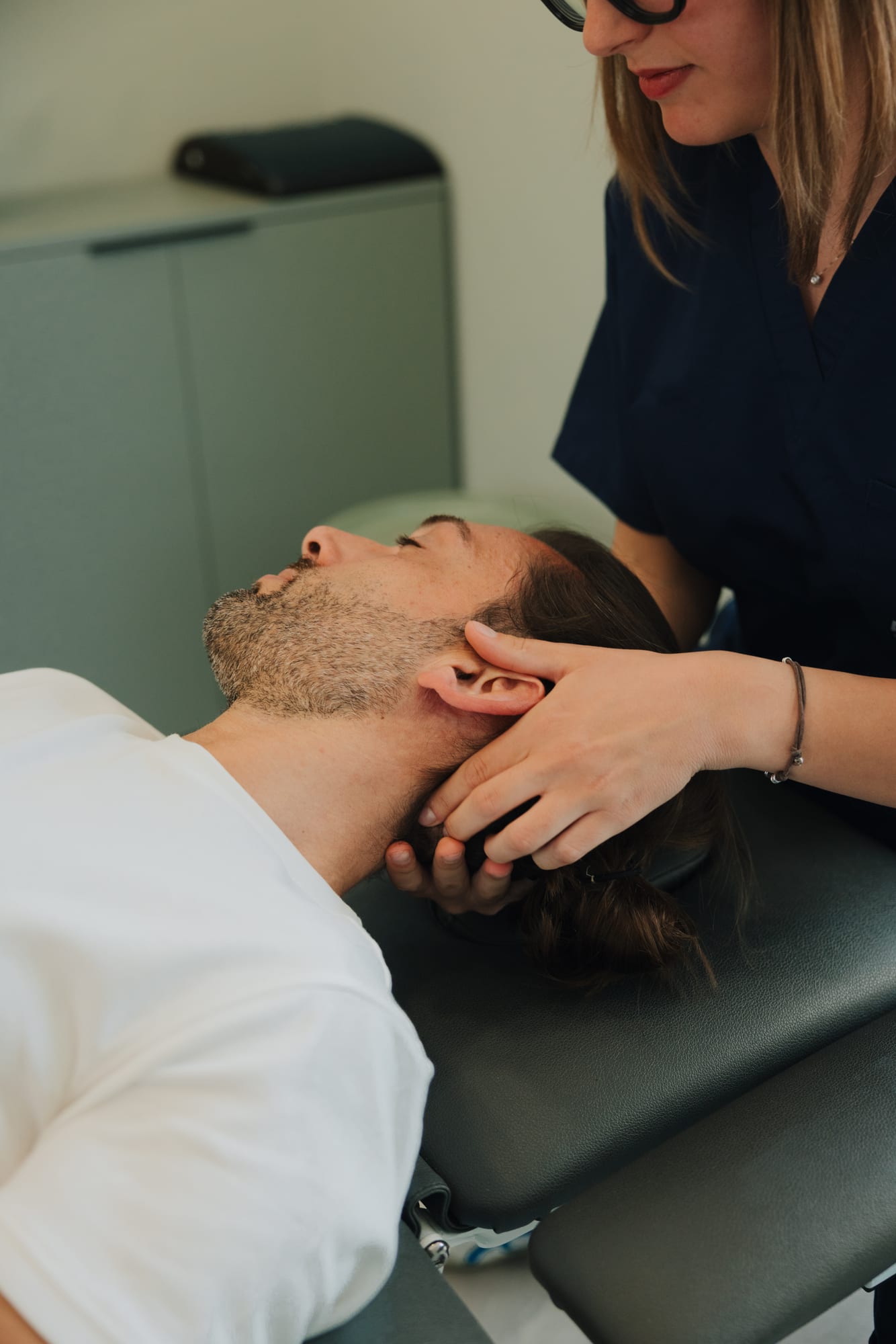 Terapia manuale del tratto cervicale presso il centro ARMONIA